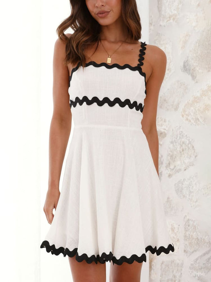 Luchtige, Zomerse Mini-jurk