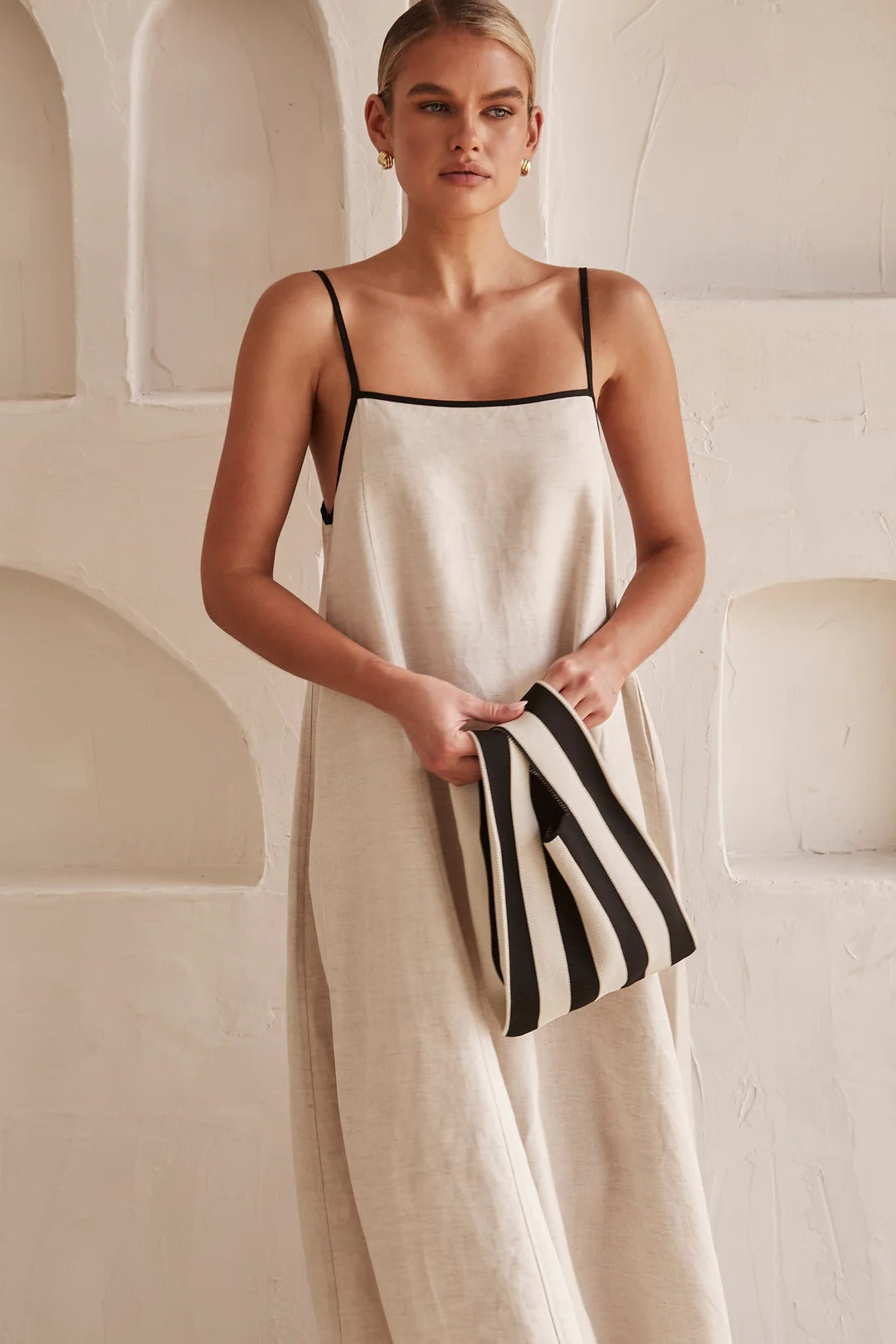 Maxi-jurk met Zwarte Biezen