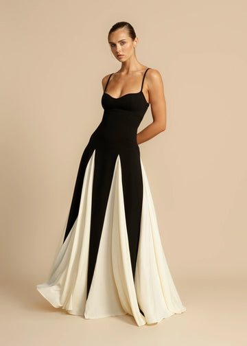 Elegante Avondjurk met Contrast