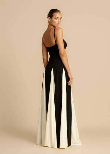 Elegante Avondjurk met Contrast