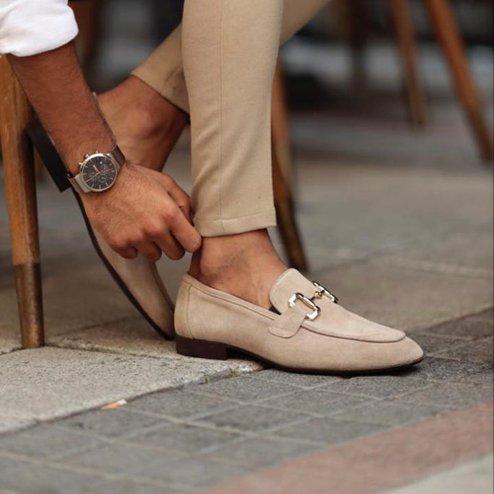 Suède loafers voor heren Verfijnd en veelzijdig