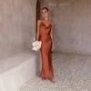 Elegante Halterjurk met Lage Hals