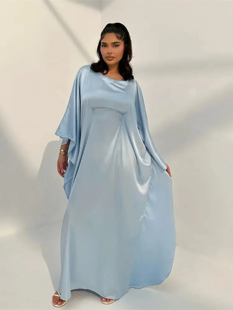 Elegante maxi-jurk met spaghettibandjes en hoge split