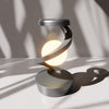Moderne spiraalvormige bureaulamp met warm licht