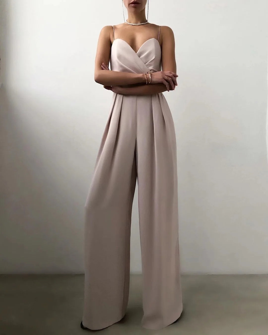 Mouwloze jumpsuit met hoge taille en wijde pijpen