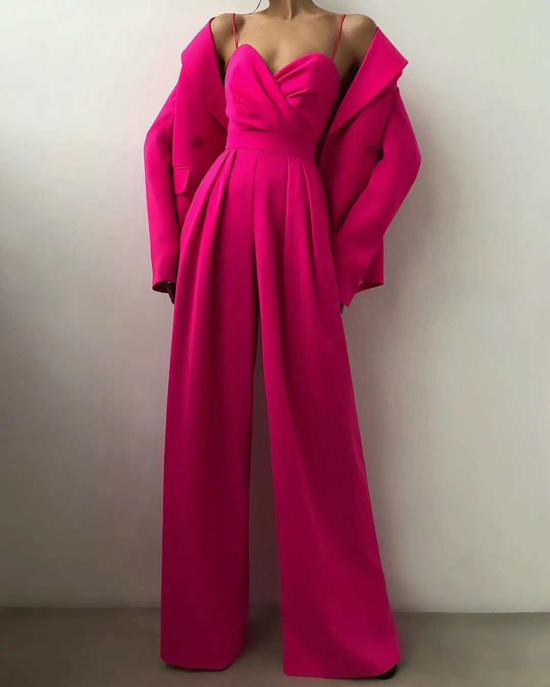 Mouwloze jumpsuit met hoge taille en wijde pijpen