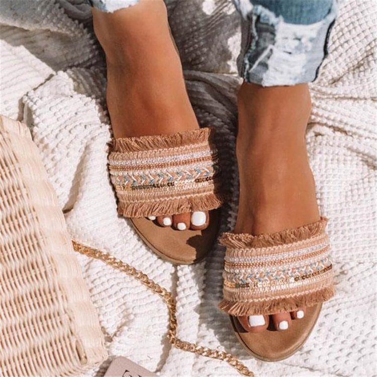 Stijlvolle Slippers met Decoratieve Band