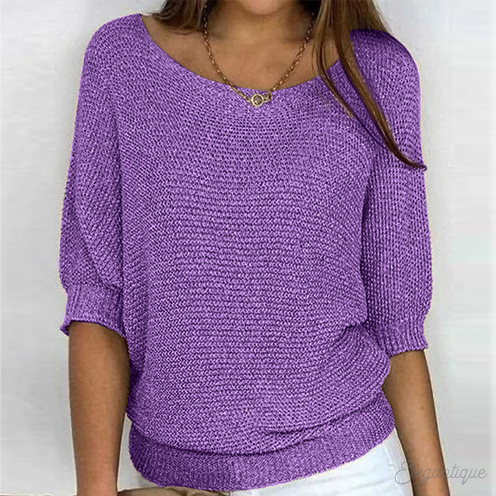Stevige casual oversized trui voor dames. Gezellige eenvoud voor een moeiteloze alledaagse stijl.