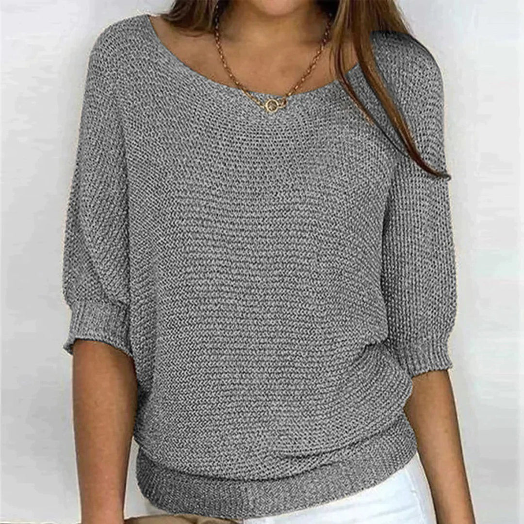 Stevige casual oversized trui voor dames. Gezellige eenvoud voor een moeiteloze alledaagse stijl.