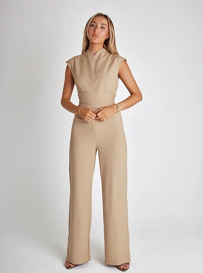 Mouwloze jumpsuit met ceintuur en wijde pijpen