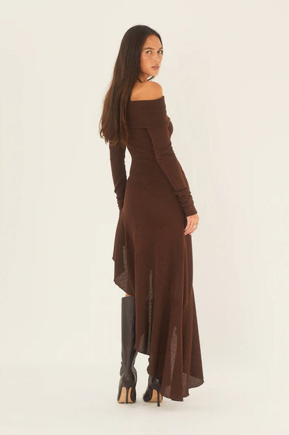Asymmetrische Off-Shoulder Jurk