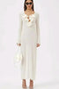 Elegante Geribbelde Jurk met Bloemdetails